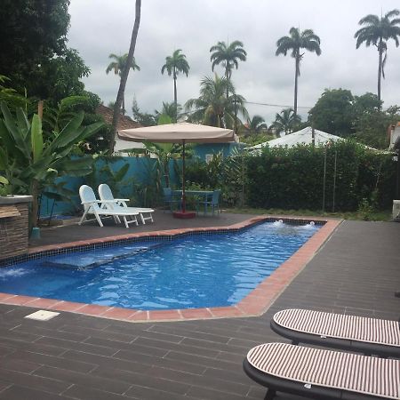 Hotel Avenida サントメ エクステリア 写真