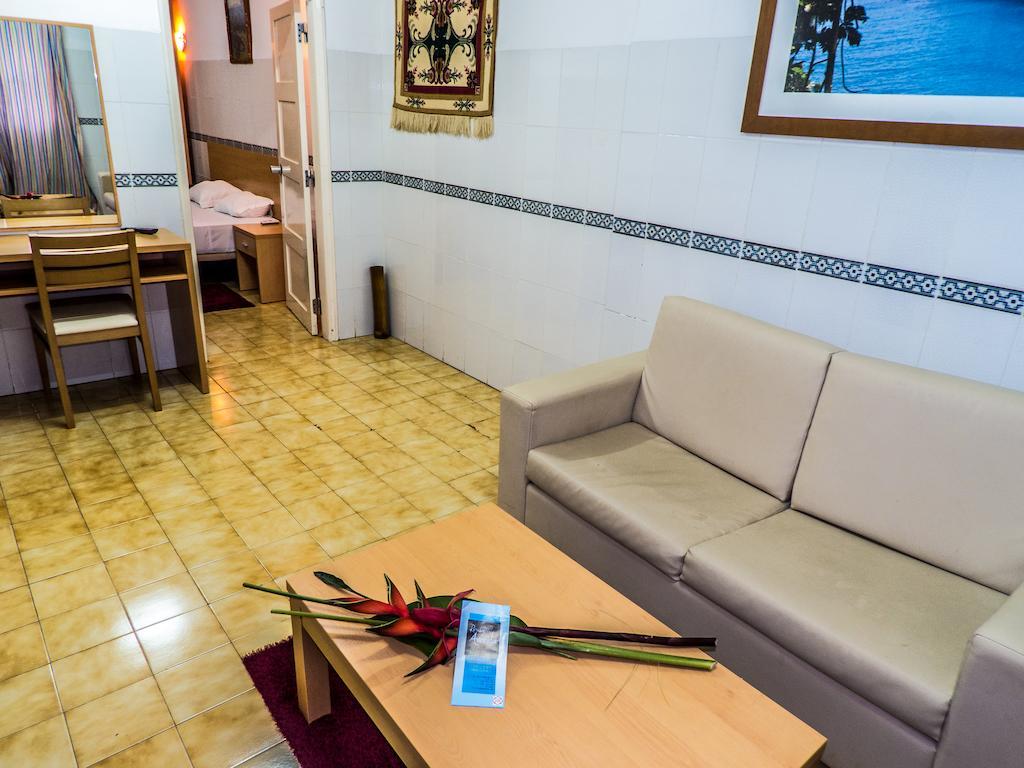 Hotel Avenida サントメ 部屋 写真
