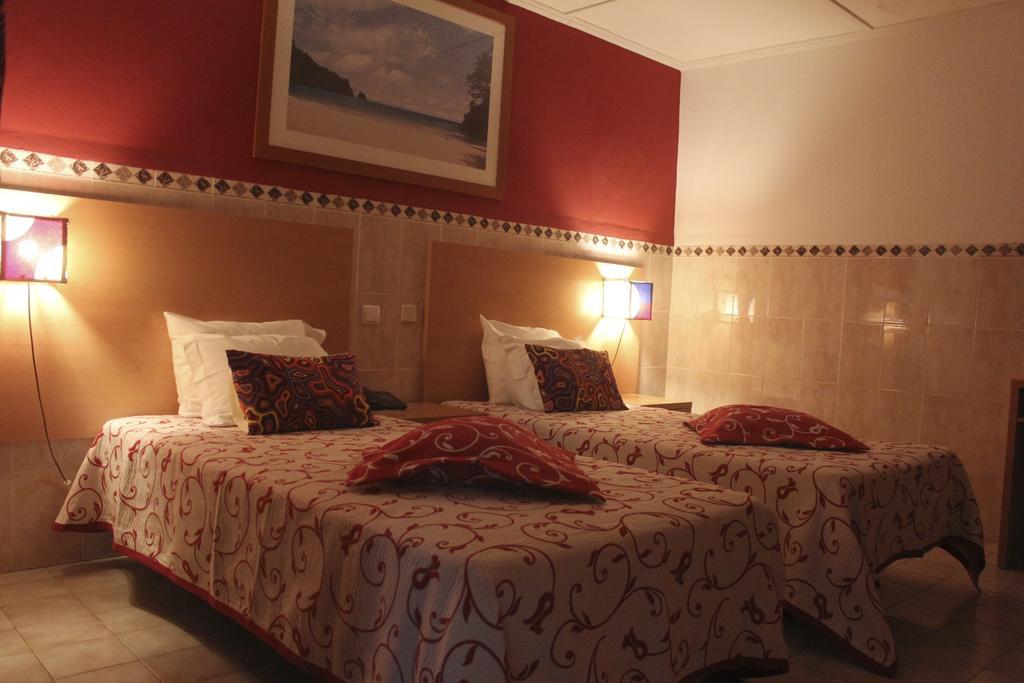 Hotel Avenida サントメ エクステリア 写真
